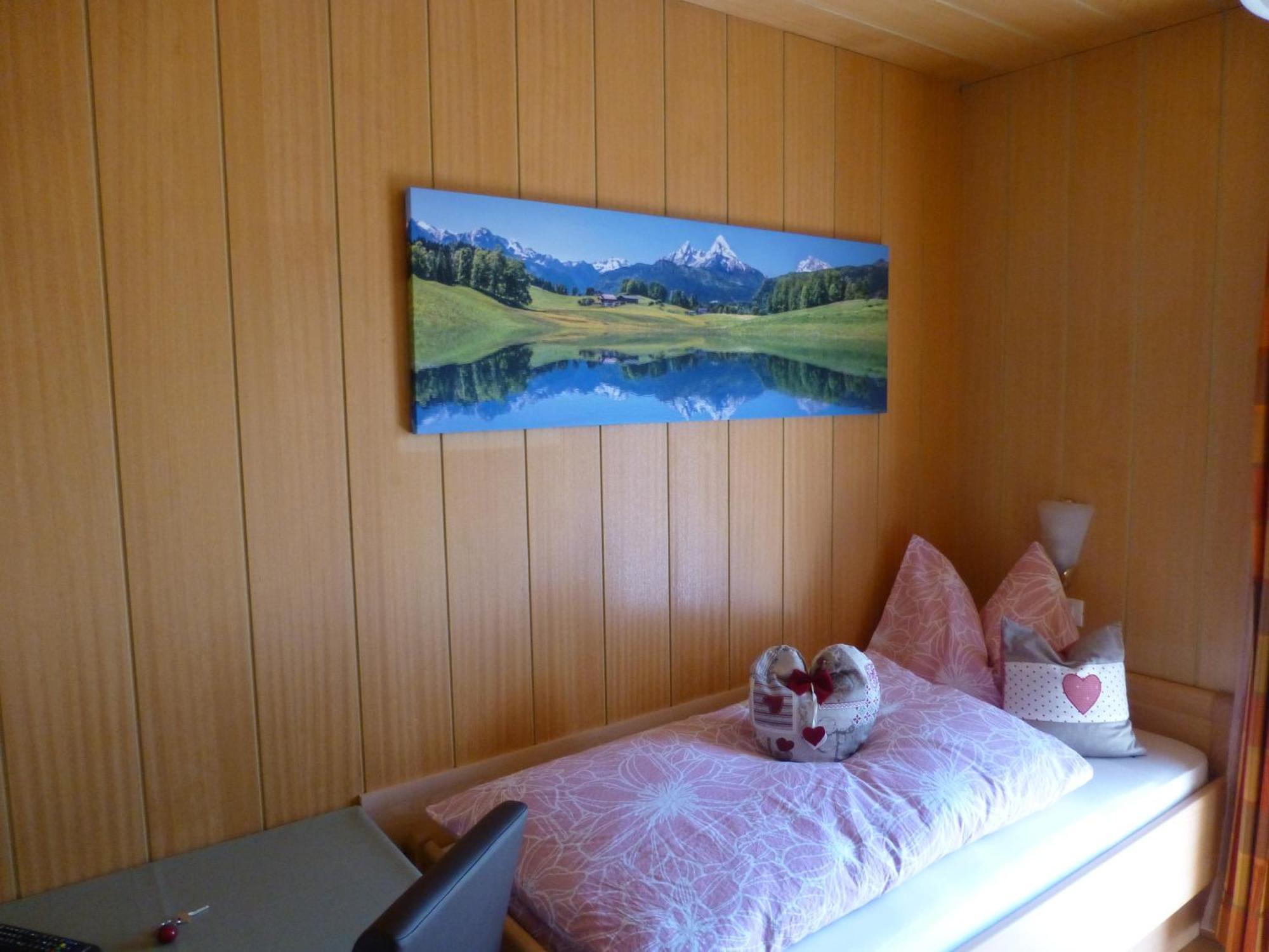Garni Helfer Bed & Breakfast Dobbiaco Exterior photo