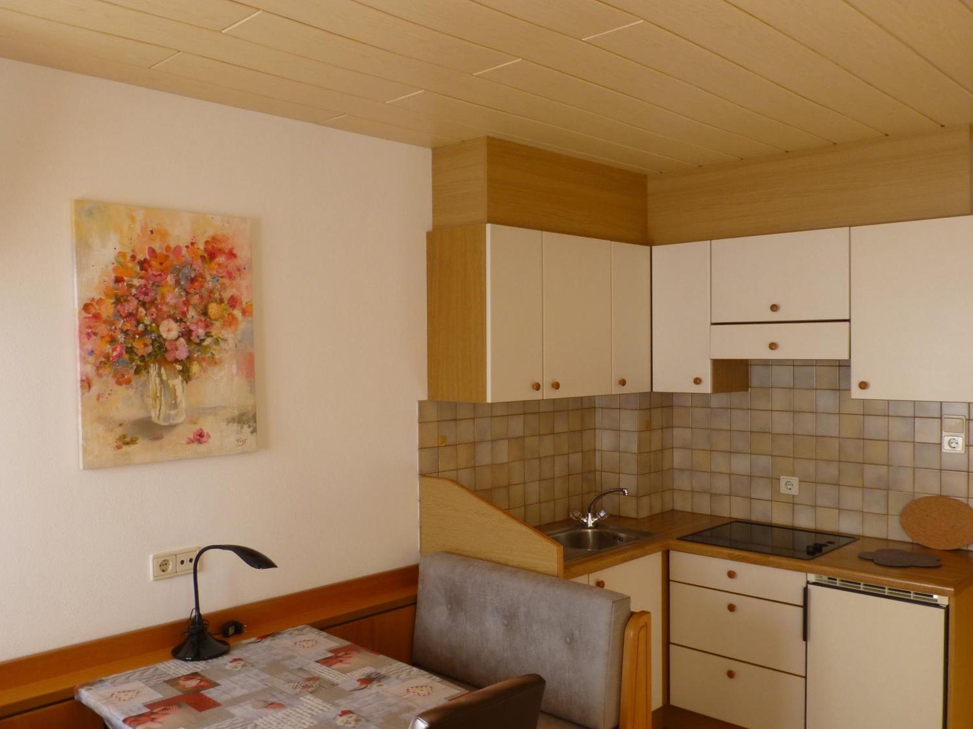 Garni Helfer Bed & Breakfast Dobbiaco Exterior photo